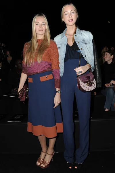 Look 3